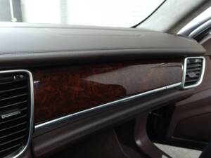 Bild 46/98 von Porsche Panamera Turbo (2009)