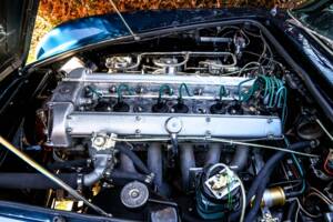 Bild 25/30 von Aston Martin DB 6 Vantage (1966)