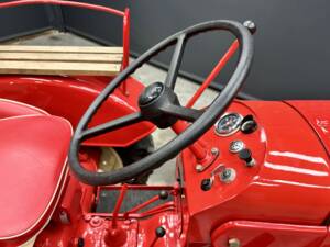Image 27/50 of Porsche-Diesel Junior K (1961)