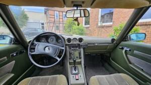 Immagine 9/10 di Mercedes-Benz 350 SLC (1972)
