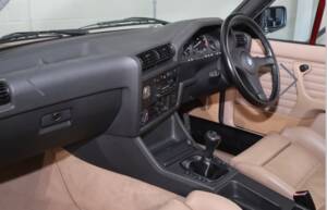 Bild 4/33 von BMW 318i (1993)