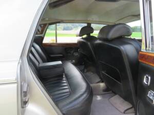 Imagen 9/18 de Rolls-Royce Silver Shadow I (1972)