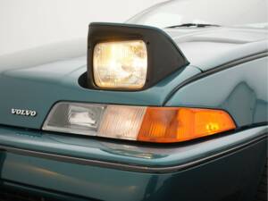 Image 28/42 of Volvo 480 Turbo (1992)