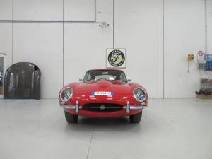 Afbeelding 9/30 van Jaguar E-Type 4.2 (1966)