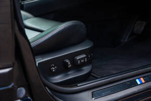 Image 45/56 of BMW M5 (2000)