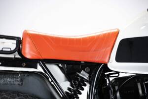 Bild 33/50 von BMW DUMMY (1986)