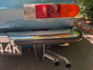 Image 29/38 of Volvo 1800 ES (1972)