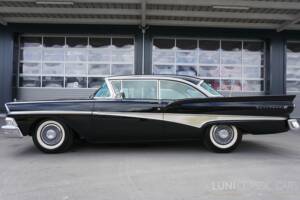 Image 4/77 of Ford Fairlane 500 Club Victoria (1958)