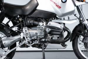 Immagine 38/50 di BMW DUMMY (2000)