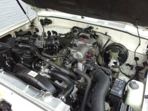 Bild 84/97 von Toyota Land Cruiser FJ80 (1992)