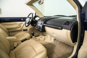 Immagine 12/50 di Volkswagen New Beetle 1.6 (2004)