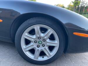 Imagen 16/46 de Jaguar XK8 4.0 (1997)