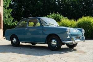 Image 2/50 of Volkswagen 1500 (1963)