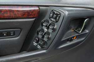Bild 30/50 von Jeep Grand Cherokee 5.9 Limited (1998)