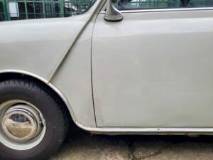 Image 13/51 of Mini 850 (1976)