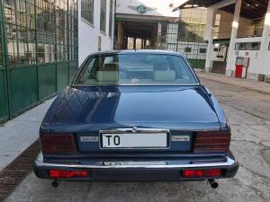 Image 9/29 of Jaguar Sovereign 3.6 (1988)