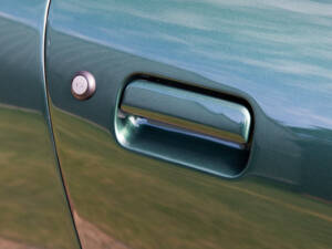 Imagen 74/80 de Aston Martin V8 Coupé (1996)