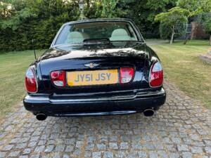 Image 15/25 of Bentley Arnage Red Label (2001)