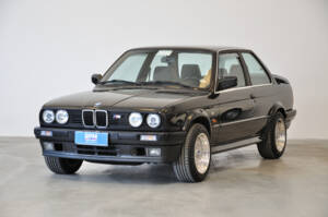 Image 7/40 of BMW 325ix (1989)
