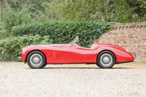 Bild 35/50 von Jaguar XK 120 SE OTS (1954)