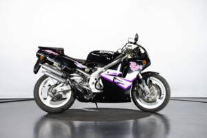 Afbeelding 5/45 van Suzuki RGV 250 Gamma (1992)