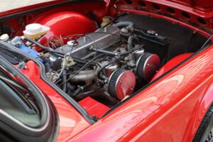 Image 18/49 of Triumph TR 6 (1976)