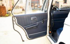 Bild 37/67 von BMW 1800 (1970)