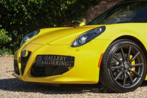 Image 12/50 of Alfa Romeo 4C Spider (2018)