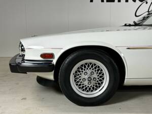Image 5/14 of Jaguar XJS 5.3 V12 (1990)