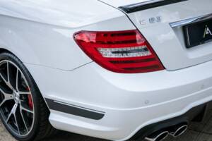 Image 29/33 of Mercedes-Benz C 63 AMG "Edition 507" (2013)