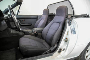 Image 32/50 de Mazda MX-5 1.6 (1990)