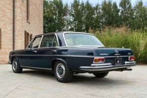 Image 6/50 of Mercedes-Benz 300 SEL 3.5 (1973)