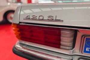 Image 20/34 of Mercedes-Benz 420 SL (1987)
