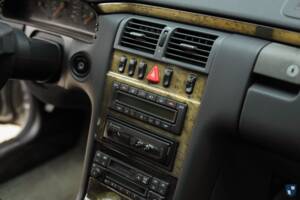 Image 73/98 de Mercedes-Benz E 50 AMG (1996)