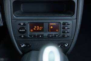 Image 41/50 of Porsche 911 Carrera 4 (1999)