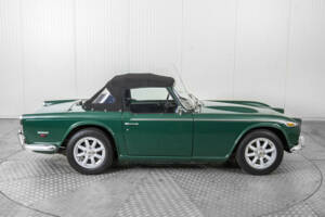 Afbeelding 49/50 van Triumph TR 250 (1968)