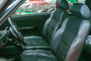 Image 21/33 of Peugeot 205 GTi 1.9 (1993)