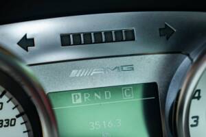 Image 23/50 of Mercedes-Benz SLS AMG (2010)