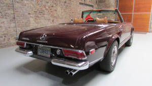 Image 3/23 of Mercedes-Benz 280 SL (1969)