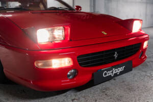 Afbeelding 12/46 van Ferrari F 355 Berlinetta (1997)