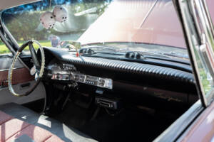 Afbeelding 44/84 van Chrysler New Yorker 2-Door Hardtop (1961)
