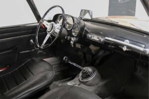 Image 9/21 of Alfa Romeo 2000 Spider (1960)