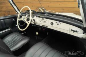 Image 10/19 of Mercedes-Benz 190 SL (1962)