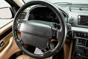 Immagine 24/33 di Land Rover Range Rover 4.6 HSE (2000)