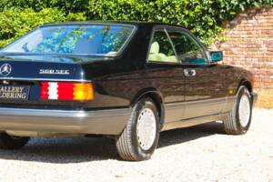 Bild 18/50 von Mercedes-Benz 560 SEC (1987)