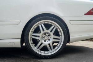 Bild 13/41 von Mercedes-Benz CL 500 (2000)