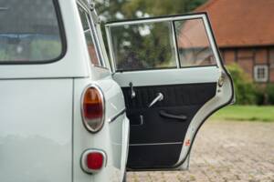 Bild 38/44 von Volvo P 221 (1968)