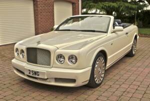 Image 3/50 of Bentley Azure (2009)