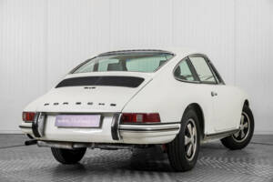 Image 44/50 of Porsche 912 (1967)
