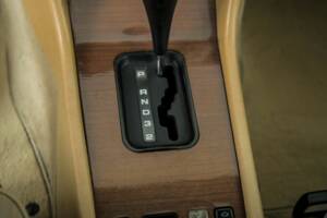 Image 28/50 of Mercedes-Benz 300 TD (1986)